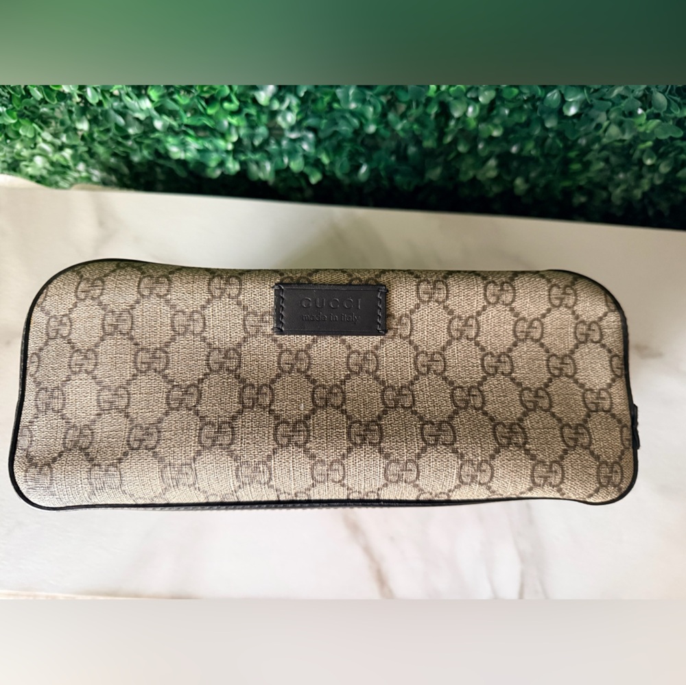 Gucci Beige GG Canvas Double Zip Toiletry Bag with COA - Picture 6 of 8